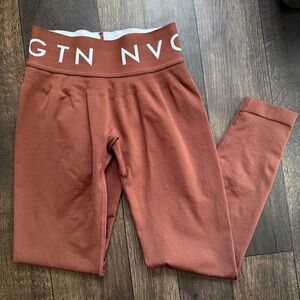 NVGTN Chocolate Sport Seamless Leggings